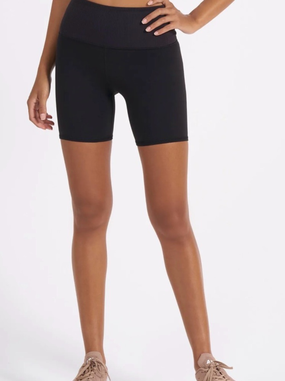 26. Vuori Rib studio Black Bike Shorts